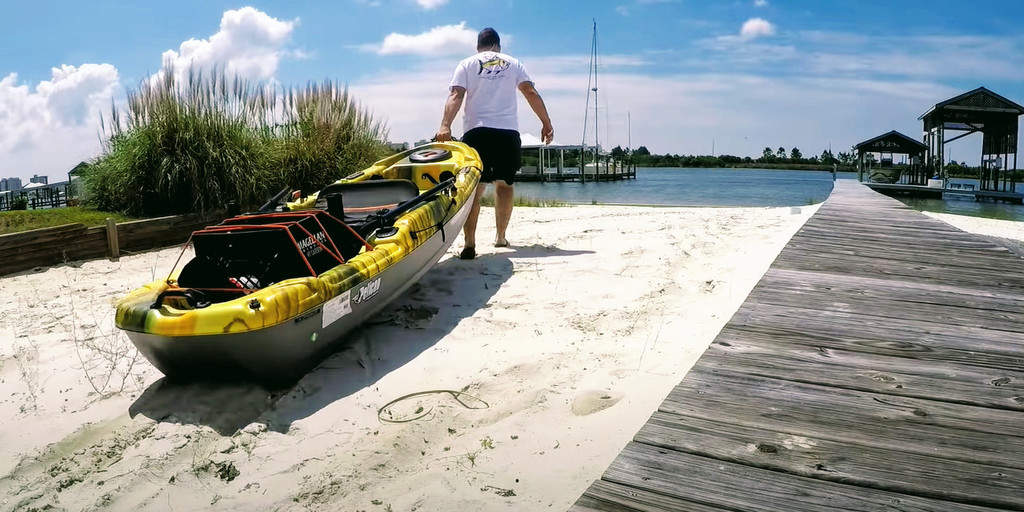 Read more about the article Pelican Catch 100 − Full Angler Review of This Stable Fishing Kayak