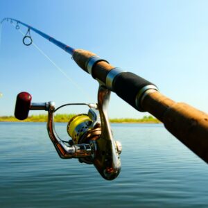 Ultralight spinning reels